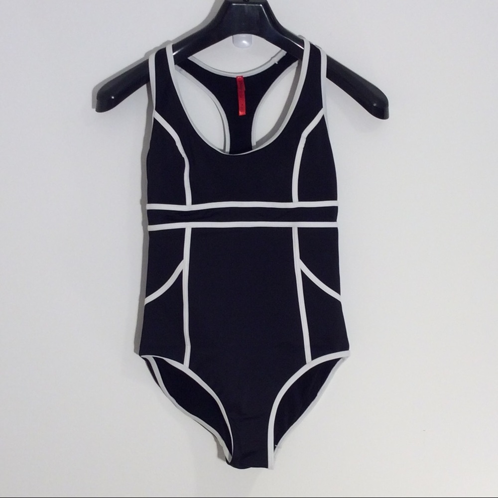 SPANX Hourglass Racerback Slimming Swimsuit Size 8
